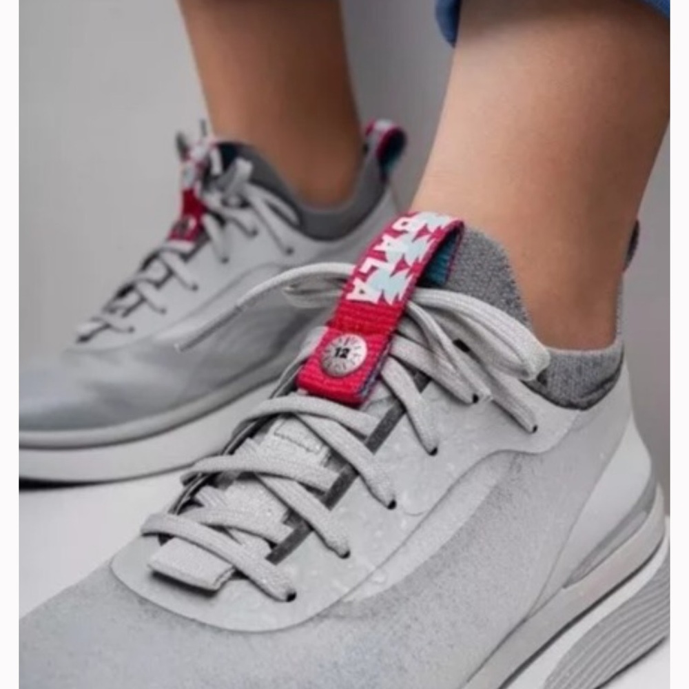 Bala nursing orthopedic lace up athletic comfort tennis shoes sneakers sz 9